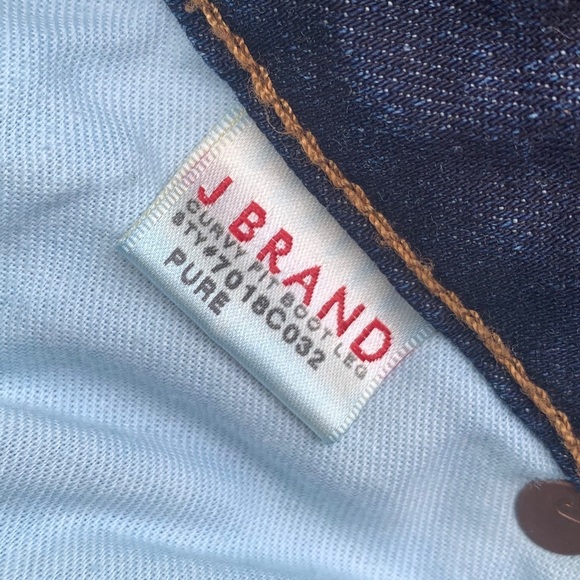 J Brand Curvy Low Rise Bootcut Jean in Pure 25 - Picture 8 of 13